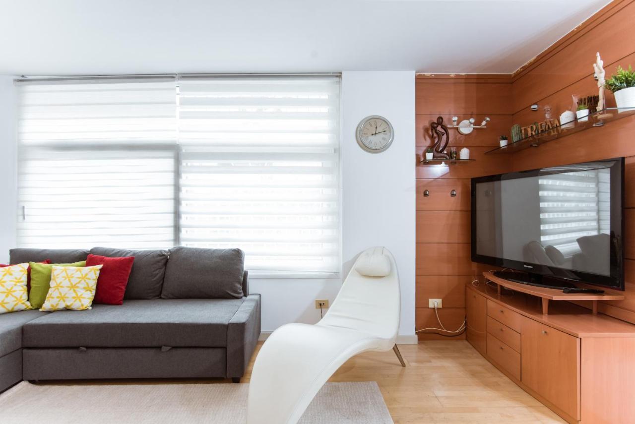 Two Bedroom Townhouse Within 10Min Walk From Beach Barcelona Buitenkant foto