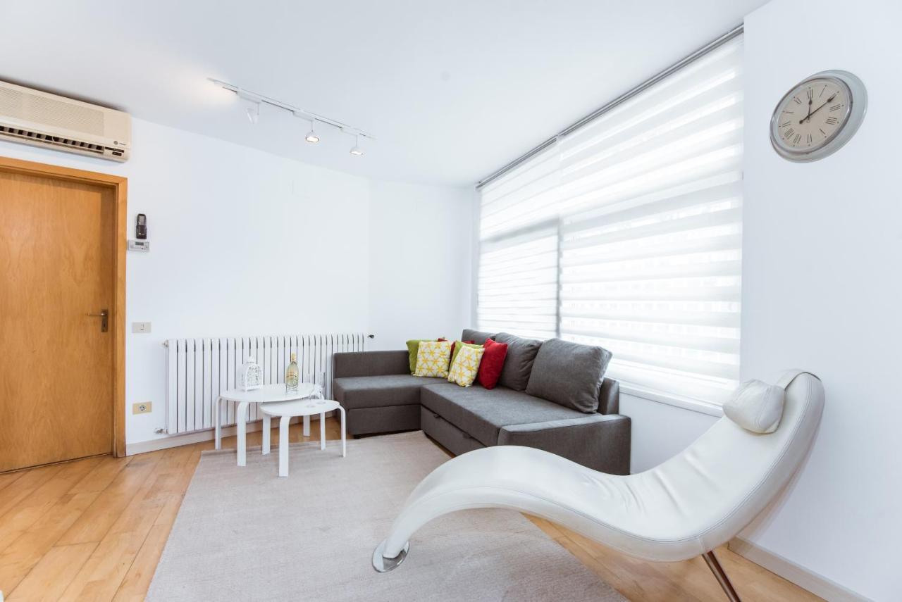 Two Bedroom Townhouse Within 10Min Walk From Beach Barcelona Buitenkant foto