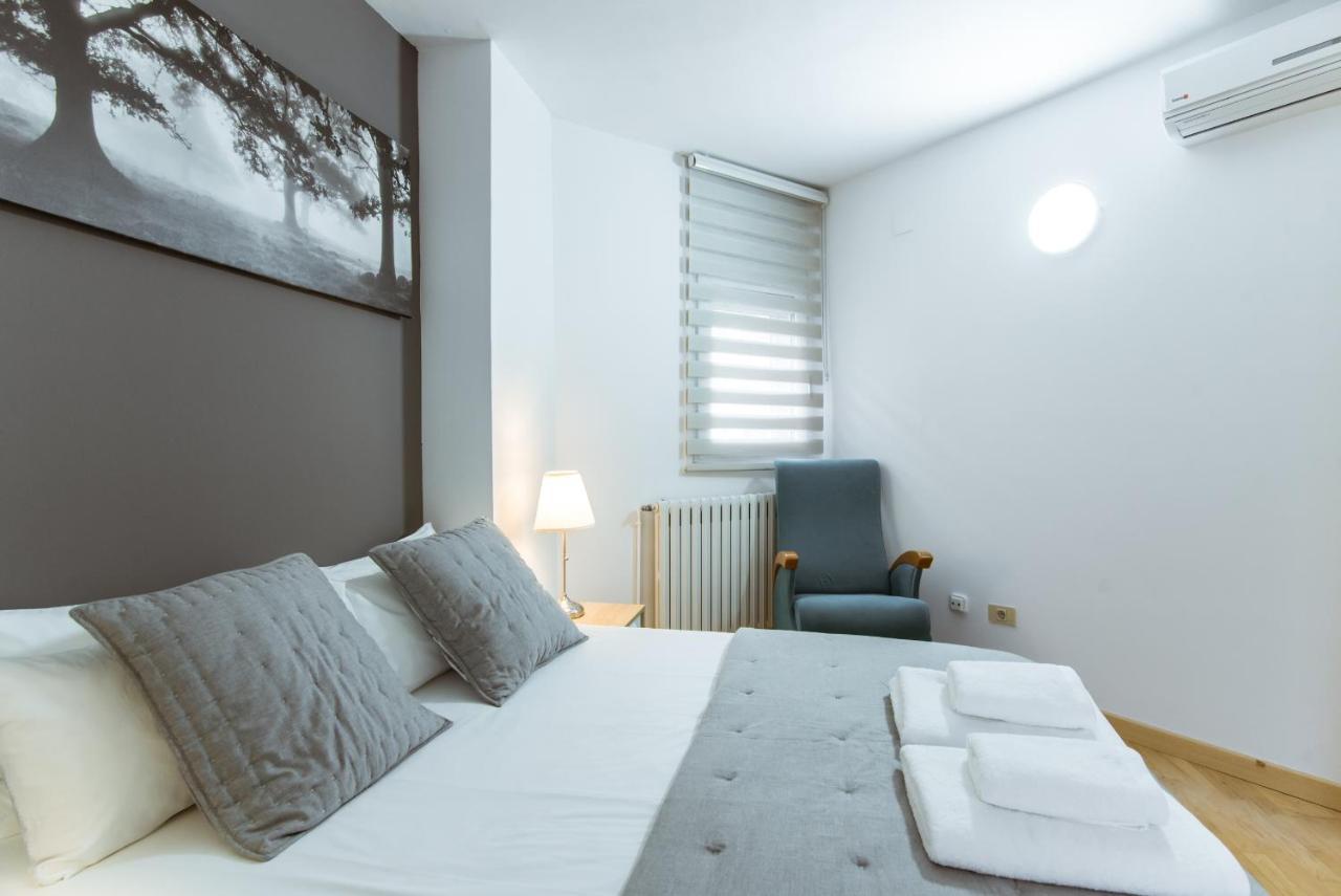 Two Bedroom Townhouse Within 10Min Walk From Beach Barcelona Buitenkant foto